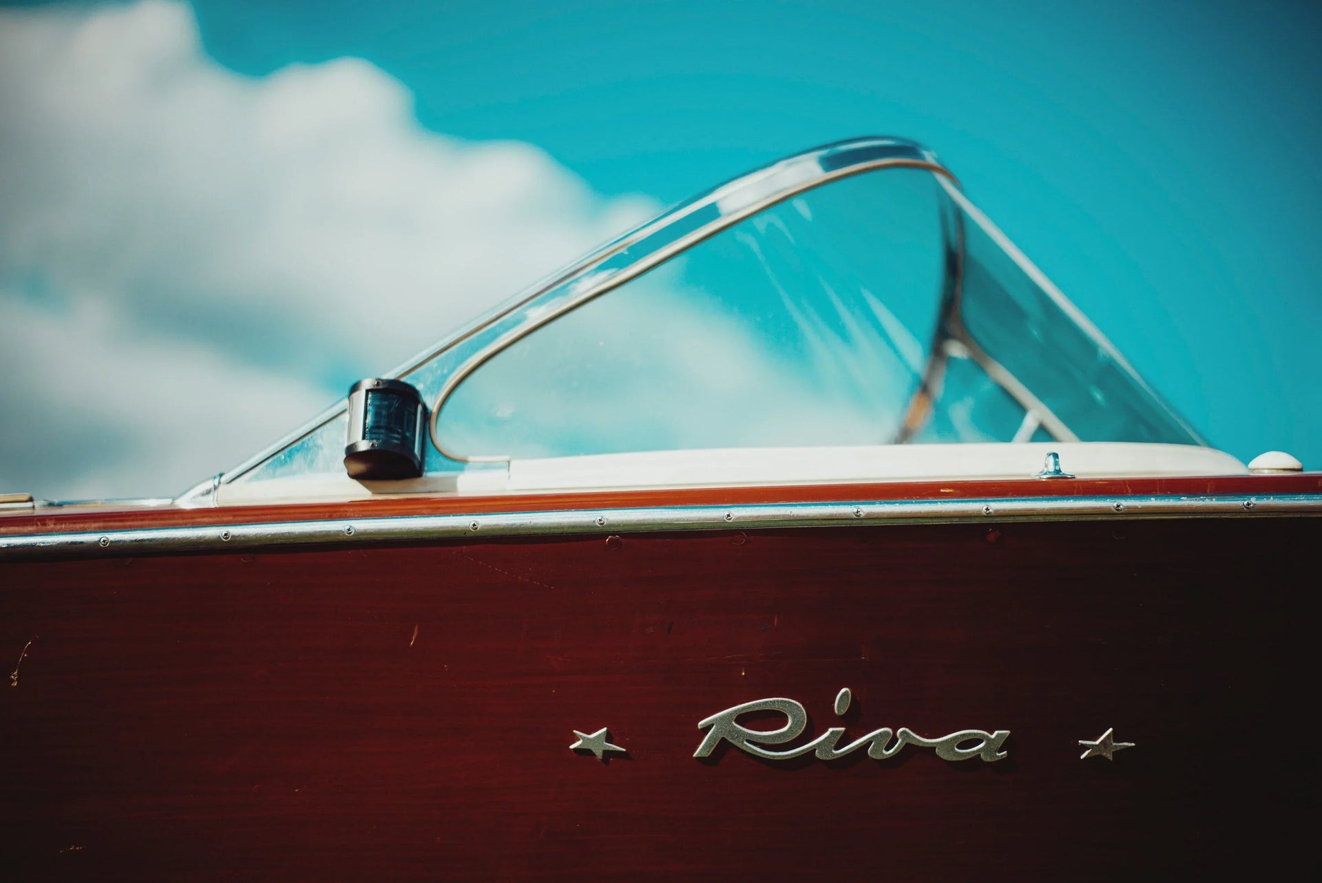 Entretien complet pour bateaux et yachts : Nettoyage, polissage et cirage