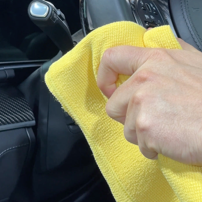 KIT D'ENTRETIEN INTÉRIEUR Moyen